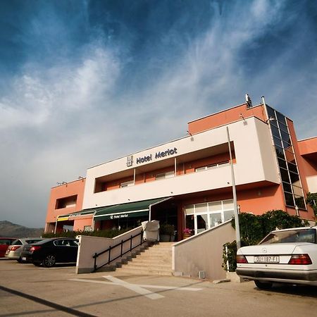 Hotel Merlot Opuzen  Ngoại thất bức ảnh