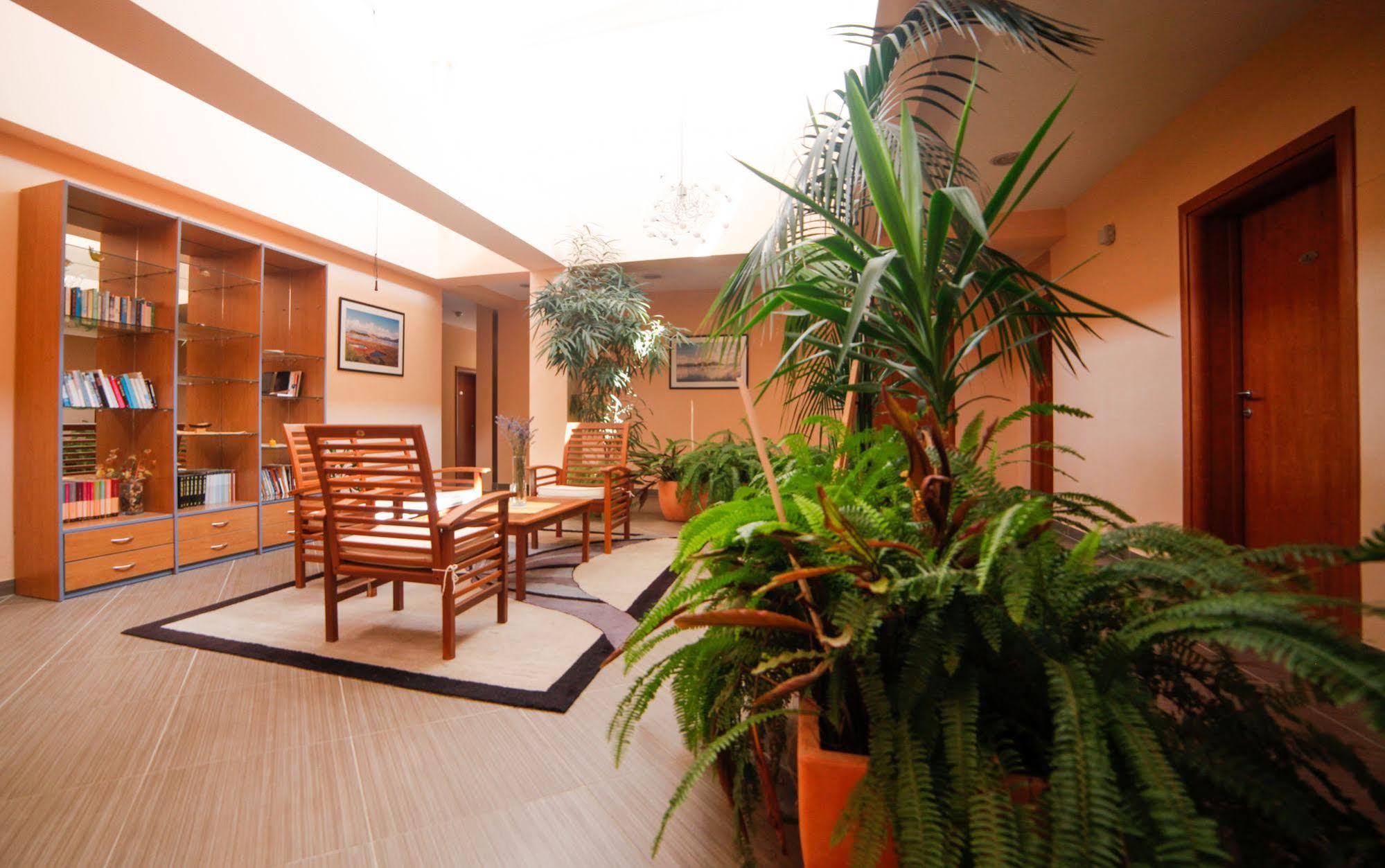 Hotel Merlot Opuzen  Ngoại thất bức ảnh