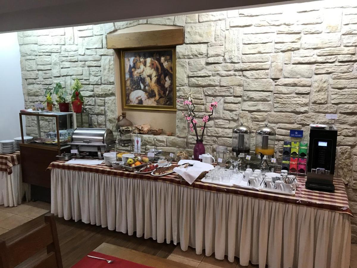 Hotel Merlot Opuzen  Ngoại thất bức ảnh